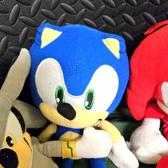 Sonic the Hedgehog Plush Toy Set - Blue, Red, Gray - Picture 8 of 13